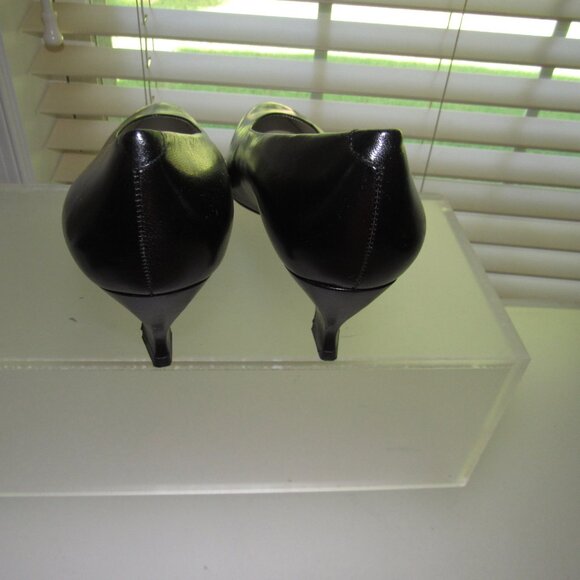 Liz Claiborne Black Leather Kitten Heel Pumps Women’s Size 8.5 M – Made in Spain - Picture 3 of 8